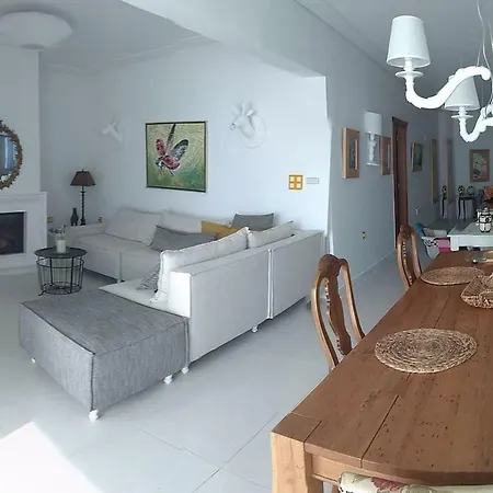 Loutraki Μοναδικής Θέσης Διαμέρισμα Στη Θάλασσα Exterior photo
