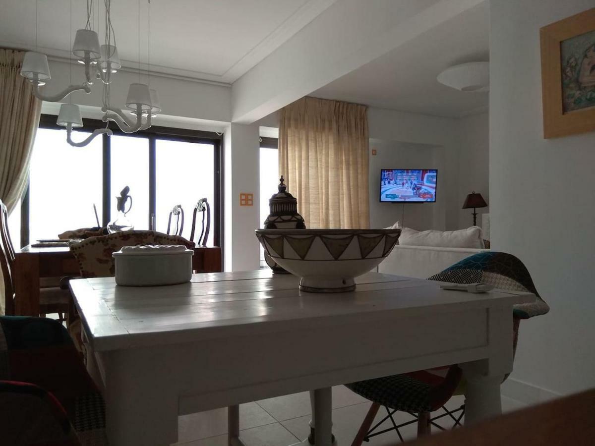 Apartment μοναδικής θέσης στη θάλασσα